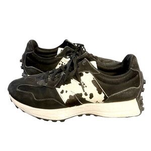 New Balance Black and White Athletic Shoes